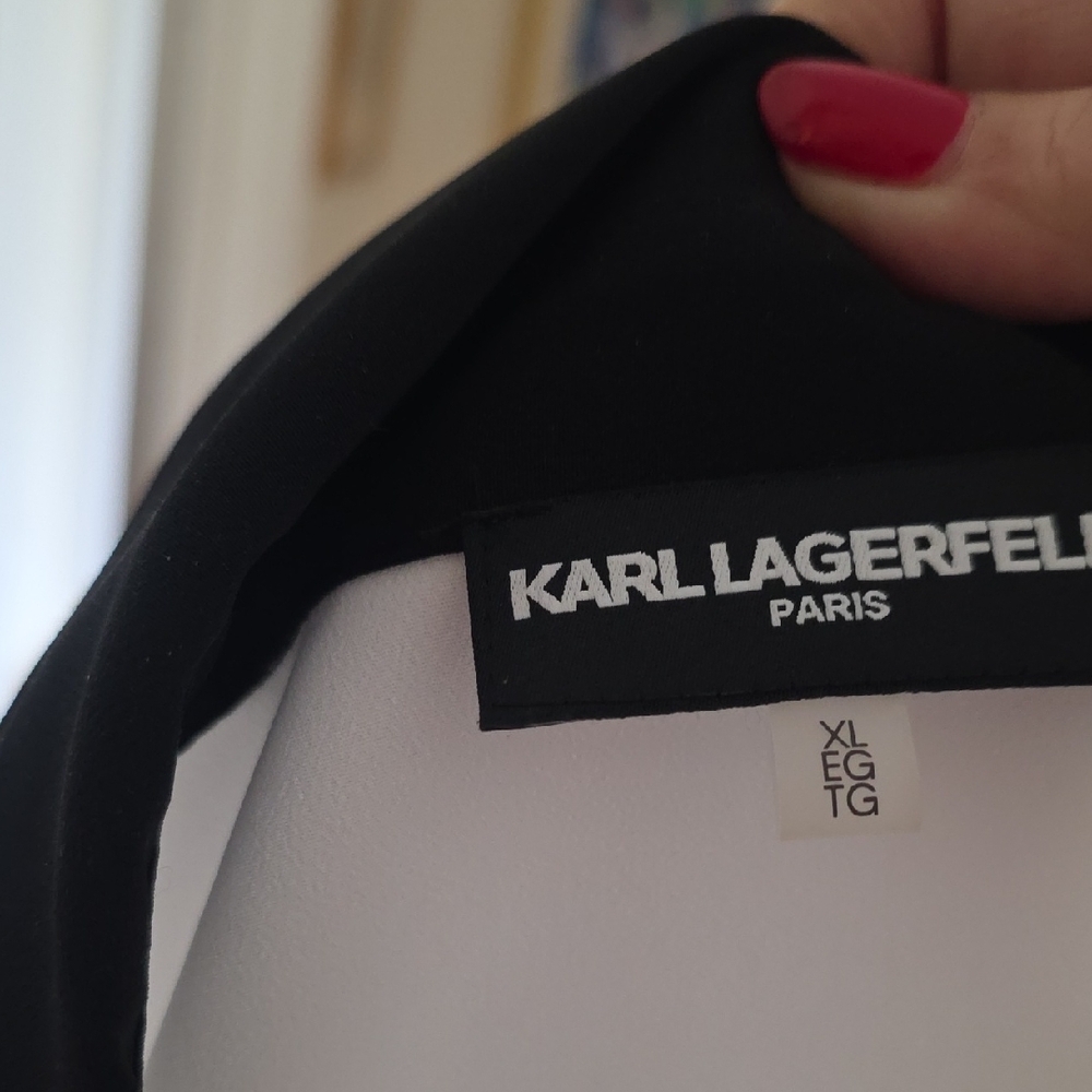 NWT- Karl Lagerfeld Black and White Top - Picture 3 of 7